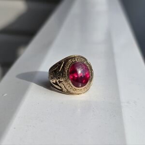 VINTAGE 10K GOLD 1987 UNIVERSITY OF NORTH CAROLINA CLASS RING